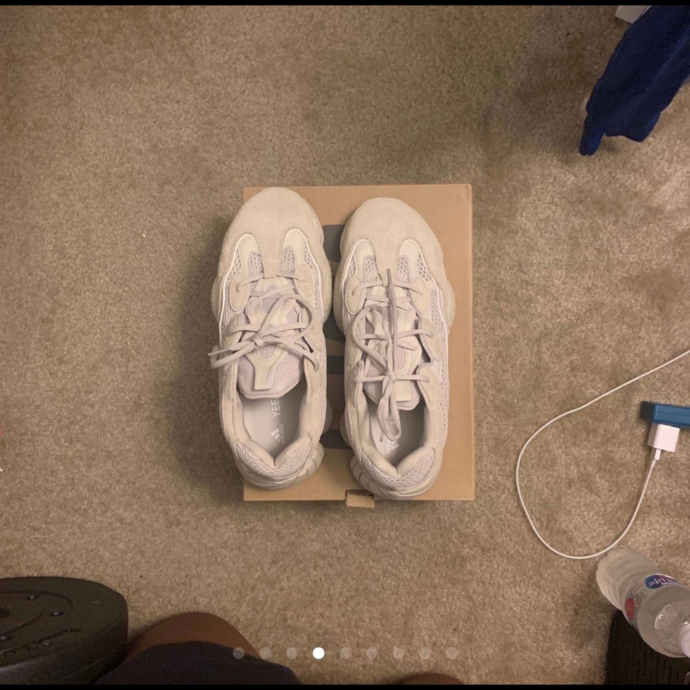 Yeezy blush 500